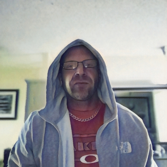 Meet your Posher, Joe - Picture 9 of 12